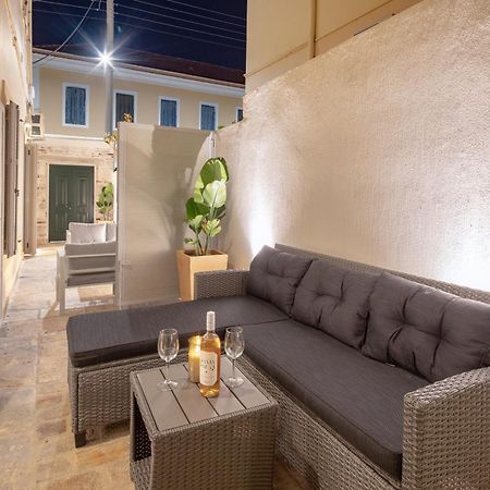 Modern-Vintage Old Town Suites Corfu  外观 照片