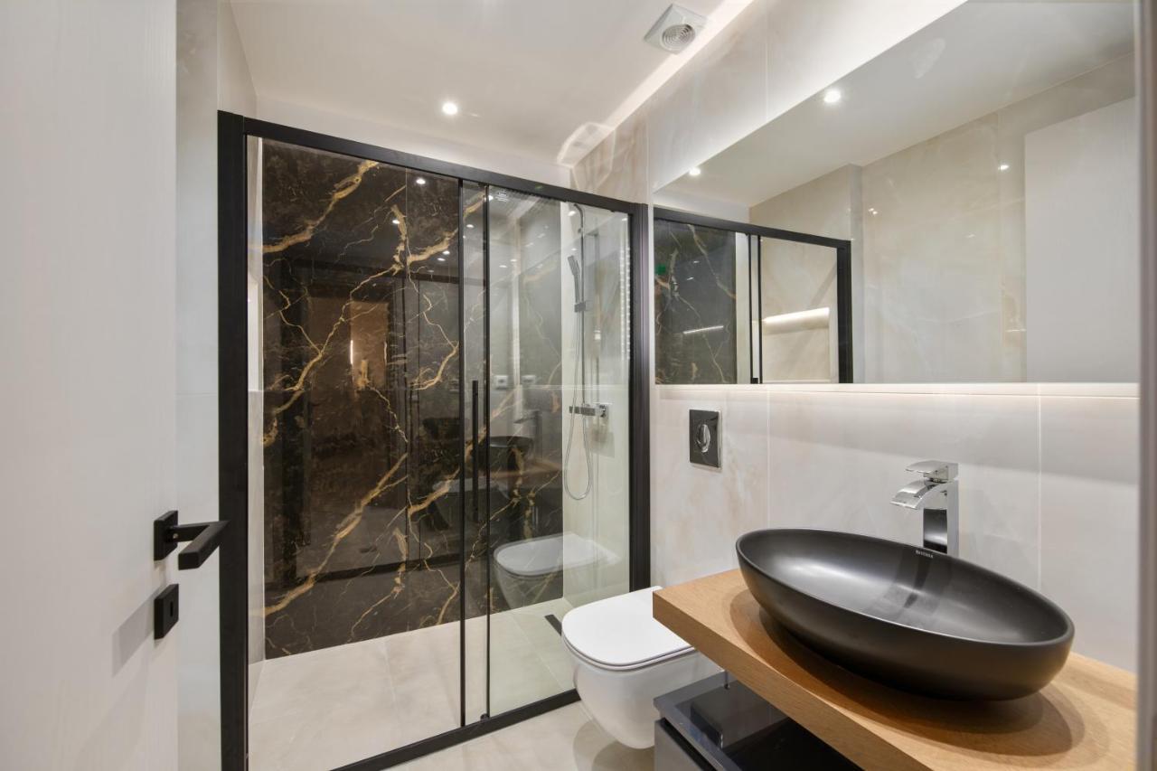 Modern-Vintage Old Town Suites Corfu  外观 照片