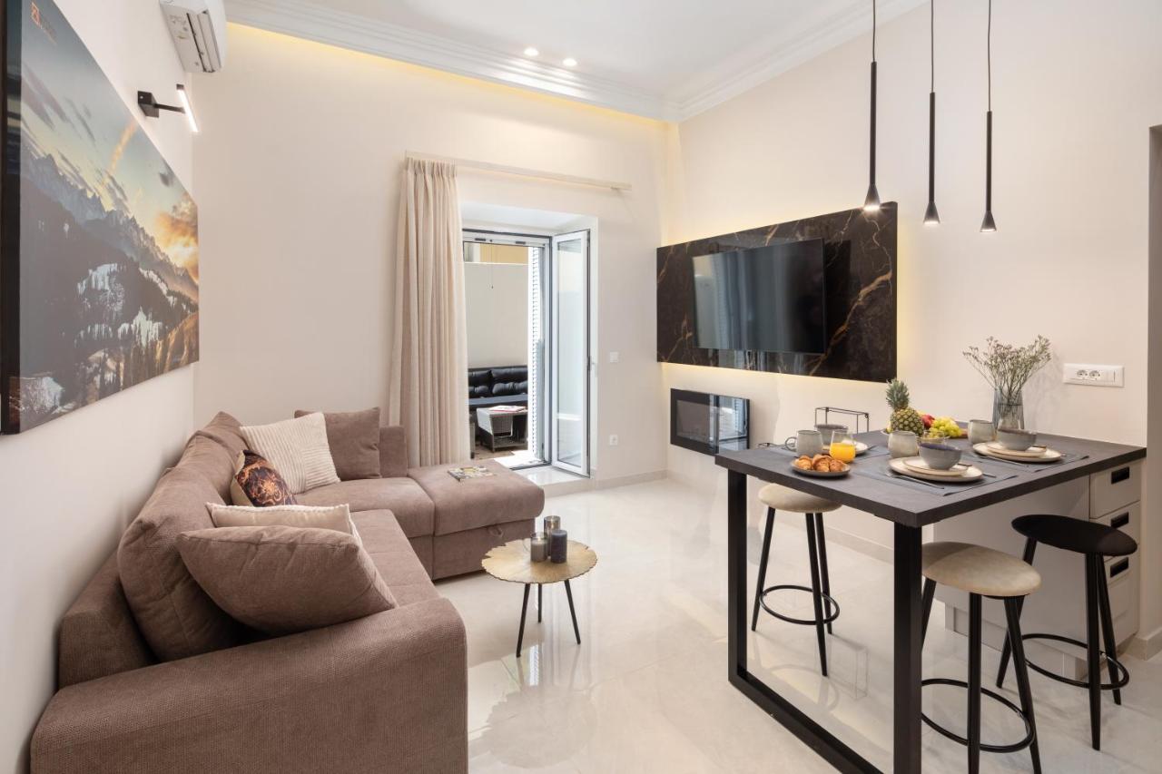 Modern-Vintage Old Town Suites Corfu  外观 照片