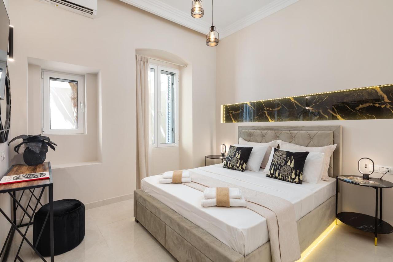 Modern-Vintage Old Town Suites Corfu  外观 照片