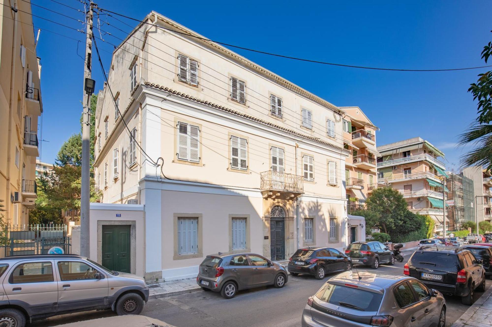Modern-Vintage Old Town Suites Corfu  外观 照片
